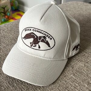 Duck Commander White Cap